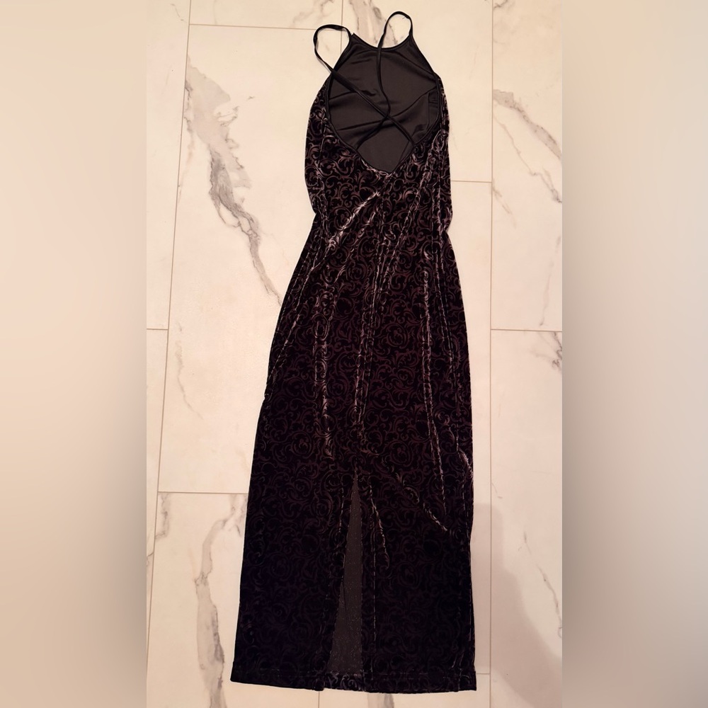 Vintage Velvet Maxi Dress - Picture 5 of 10